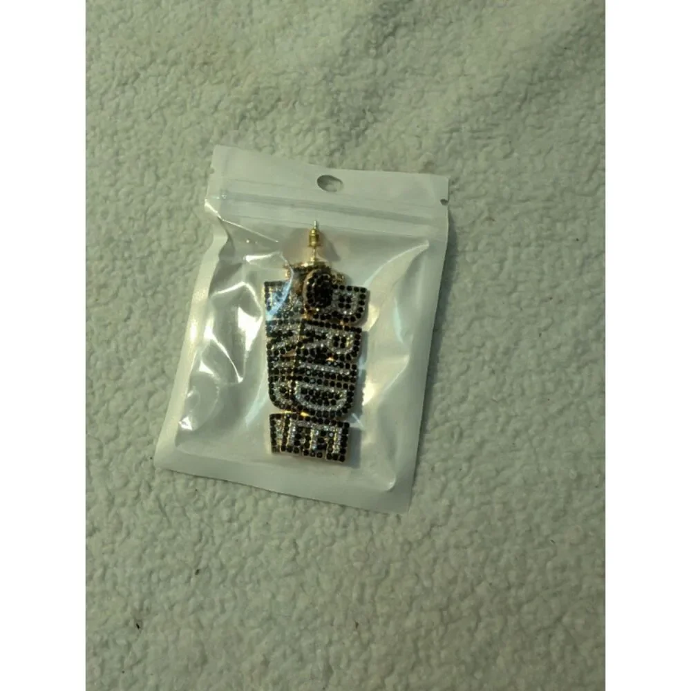 Rhinestone Beaded BRIDE Letter Dangle Earrings Fashion Jewelry, NEW - Picture 5 of 5